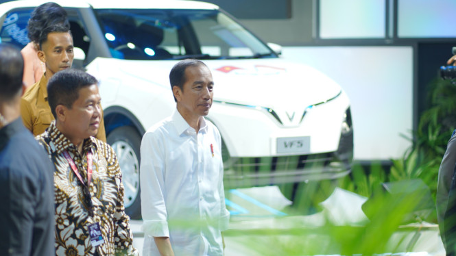 Presiden Jokowi di IIMS 2024