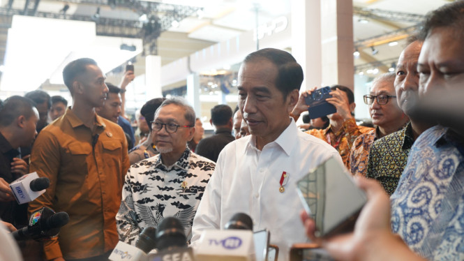 Presiden Jokowi di IIMS 2024