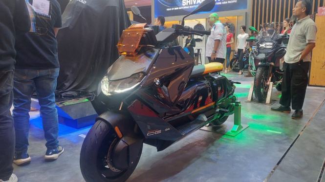 Motor listrik BMW CE 04