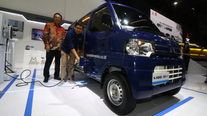 Mitsubishi L100 EV