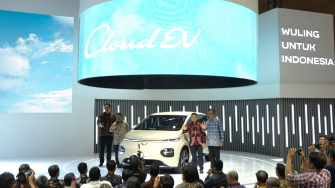 Wuling Cloud EV di IIMS 2024