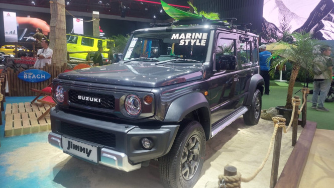 Suzuki Jimny 5 Pintu di IIMS 2024