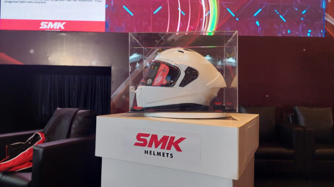 Helm SMK Stellar Sport rilis di IIMS 2024