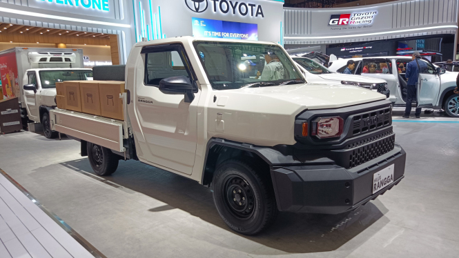 Toyota Hilux Rangga di IIMS 2024