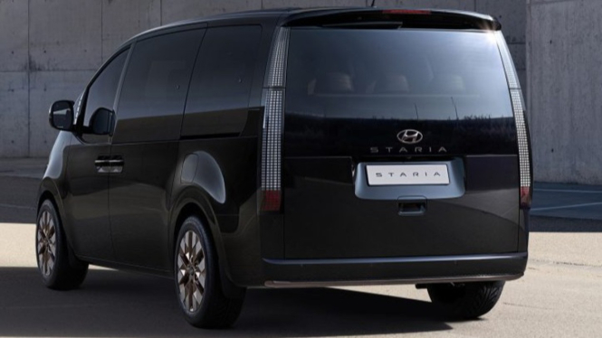 Hyundai Staria Hybrid