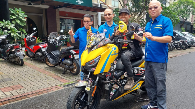 Anshar alias Omdaengg touring 3 negara