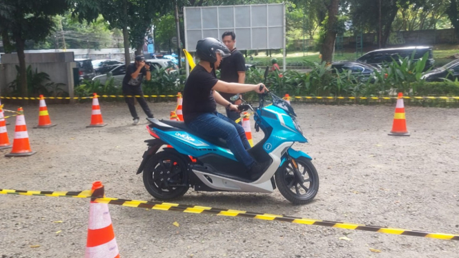 Motor listrik Alva One XP