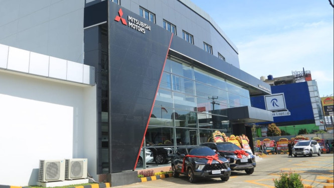 Diler Mitsubishi di Depok