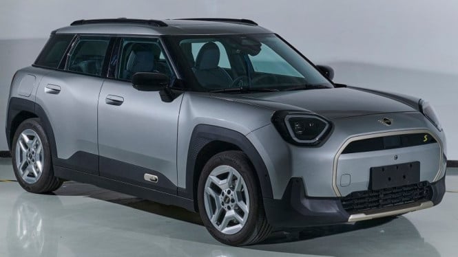 Mobil listrik Mini Aceman