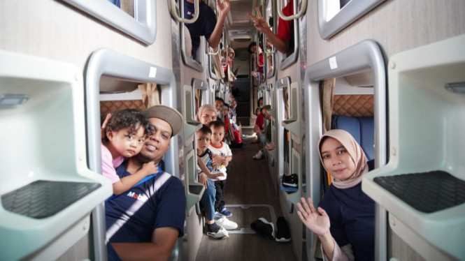 PT EMLI memberangkatkan ratusan orang mekanik mudik gratis