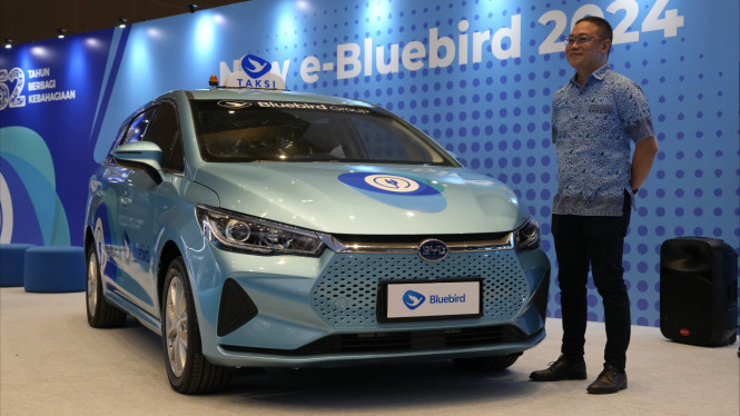 Taksi listrik baru Bluebird, BYD E6