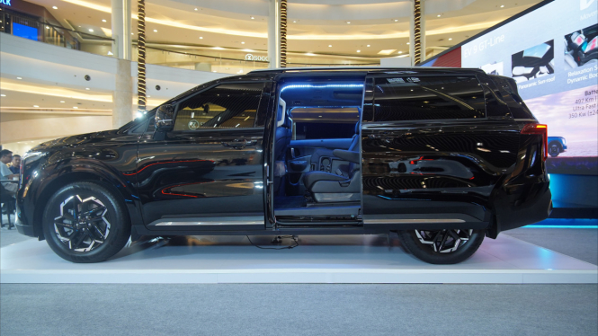 Kia Carnival baru meluncur di RI