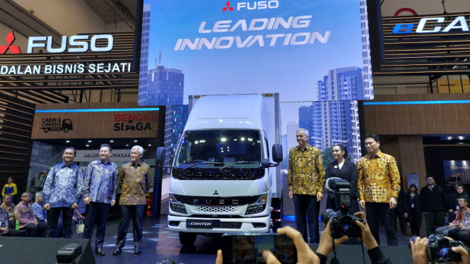 Mitsubishi Fuso eCanter di GIIAS 2024