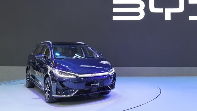 BYD M6 meluncur di GIIAS 2024