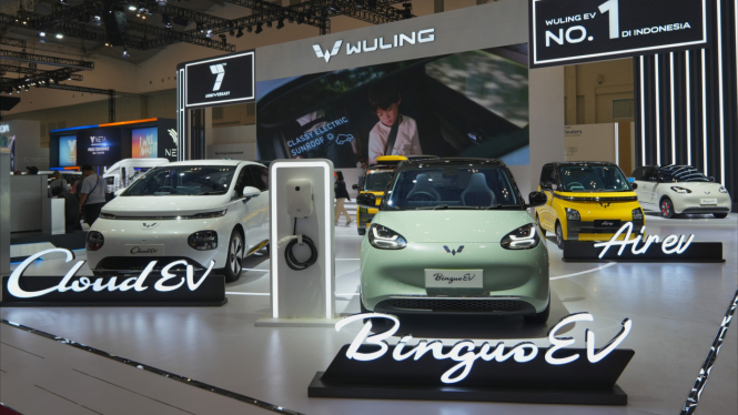 Wuling Motors di GIIAS 2024