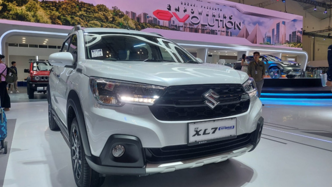 Suzuki XL7 Hybrid di GIIAS 2024