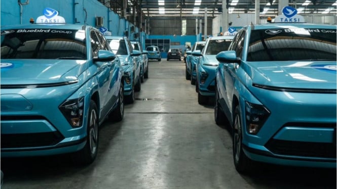 All New Kona Electric x Bluebird