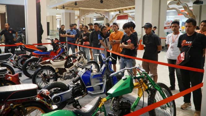 Kontes modifikasi khusus motor Honda