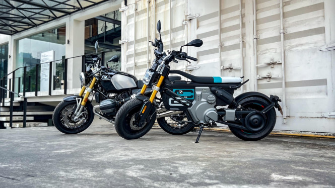 Motor BMW R 12 nineT dan BMW CE 02