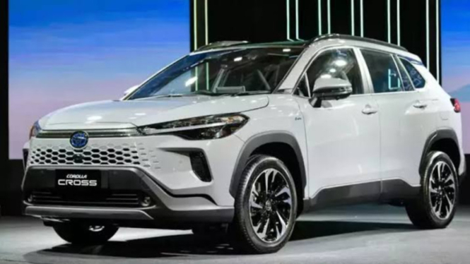 Toyota Corolla Cross Hybrid Baru
