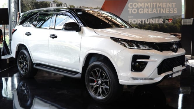 Toyota Fortuner baru