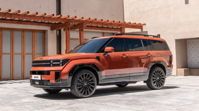 Hyundai Santa Fe terbaru