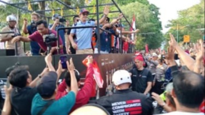 Parade pembalap MotoGP di Lombok