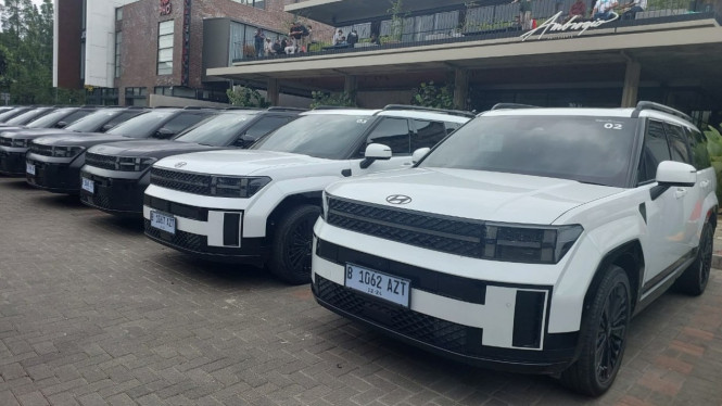 All New Hyundai Santa Fe Hybrid