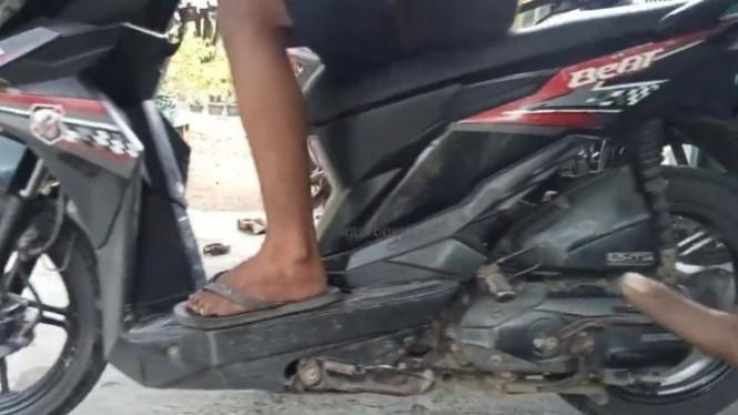 Cara Atasi Roda Motor Jalan Sendiri Meski Tidak Digas.