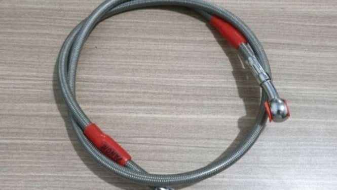 Selang Rem (Ilustrasi)