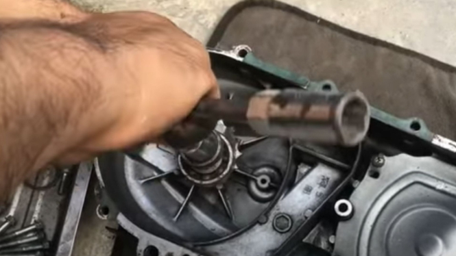 Perbaikan CVT Beat