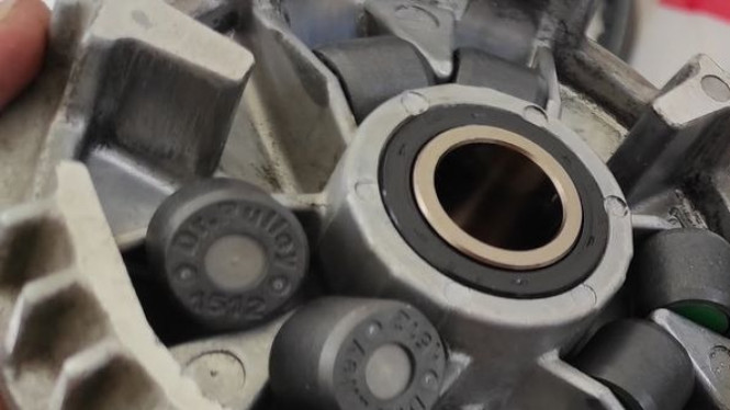 Ilustrasi Komponen CVT