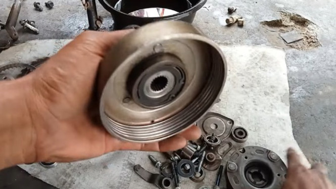 Tips Atasi Gas Motor Matic Ngempos dengan Murah.