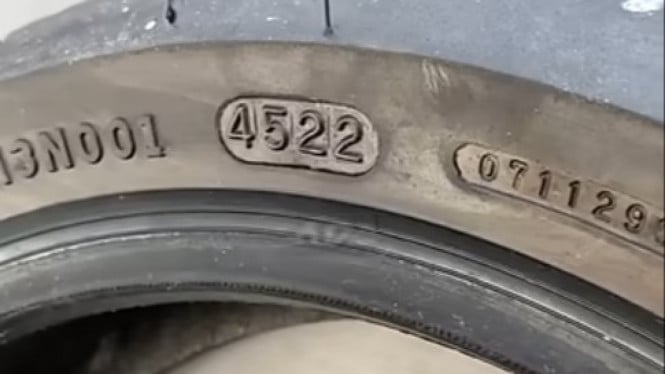 Kode Rahasia pada Ban