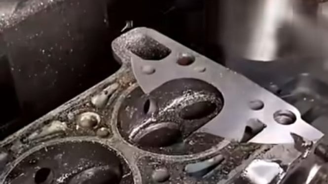 Proses Miling Head (Ilustrasi)