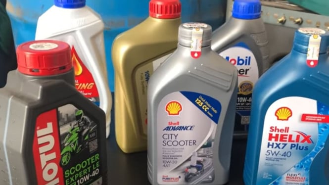 Perbandingan harga oli motor