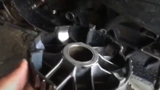 Suku cadang motor suzuki