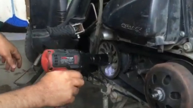 perbaikan akselerasi motor matic