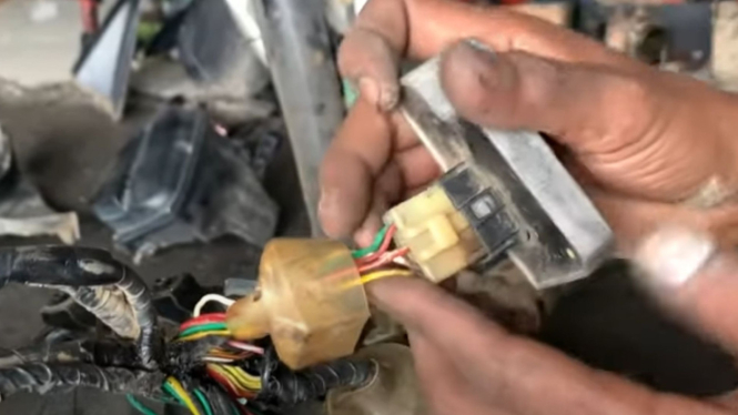 Cara mengatasi kelistrikan beat mati