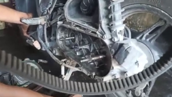 Tutorial servis cvt beat eco