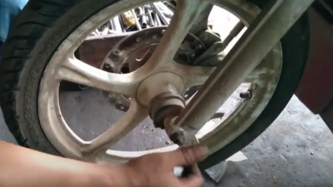 Ganti Bearing Yamaha Mio