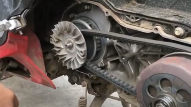 Cara Ganti Roller Motor