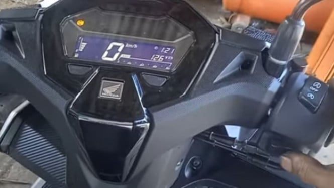 Cek Engine Vario 160