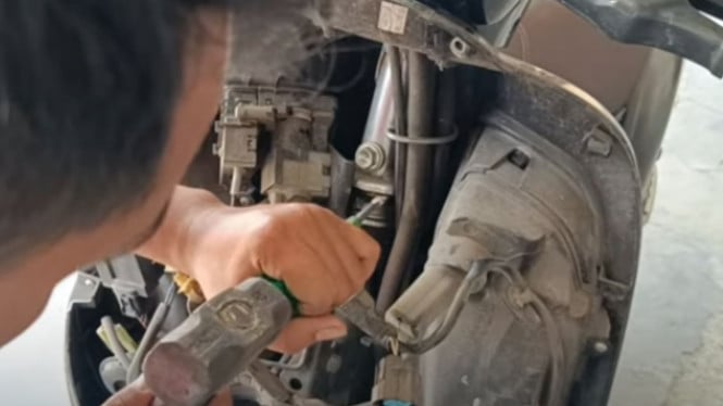 Motor Scopy Setir Kaku