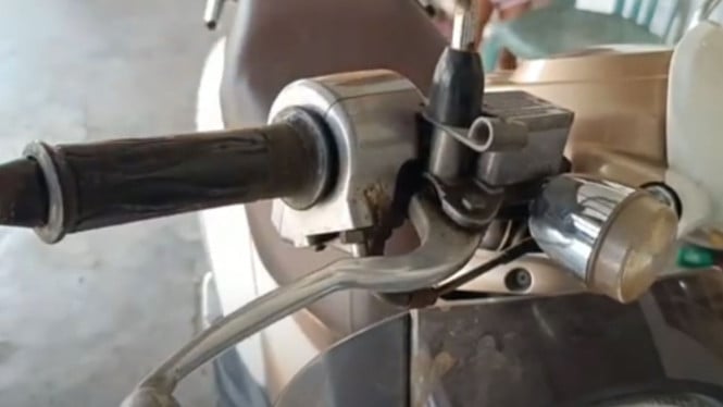 Rem Depan Scoopy Ngeblong