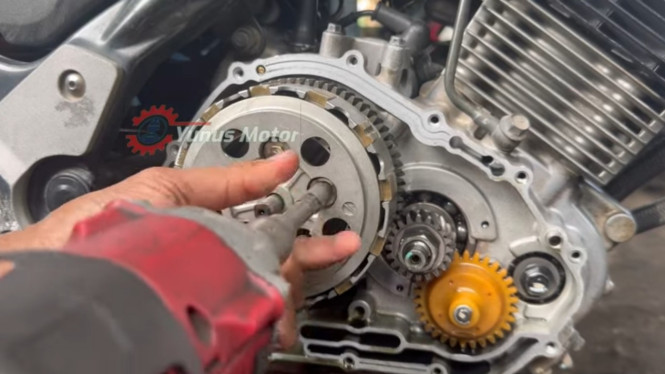 Ganti Kampas Kopling Satria FU