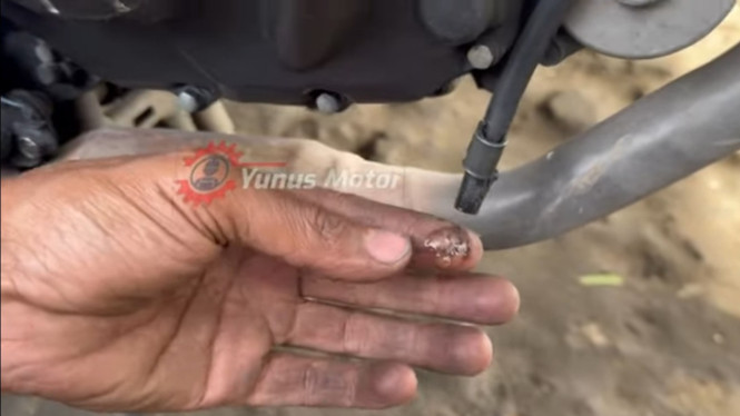 Honda CBR Bocor Oli dan Air Radiator