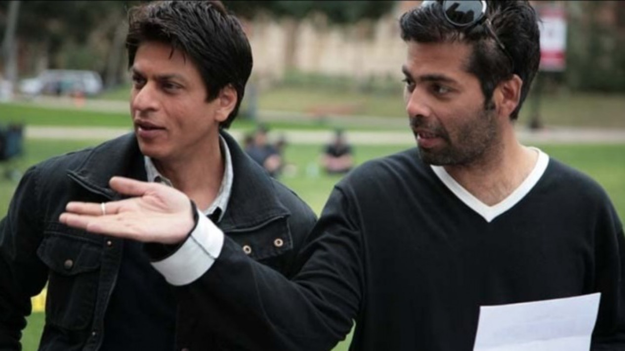 Puji Profesionalitas Shah Rukh Khan di Film, Karan Johar Bandingkan