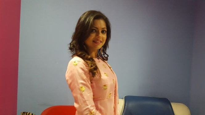 Profil Drashti Dhami Pemeran Madhubala di Serial MADHUBALA