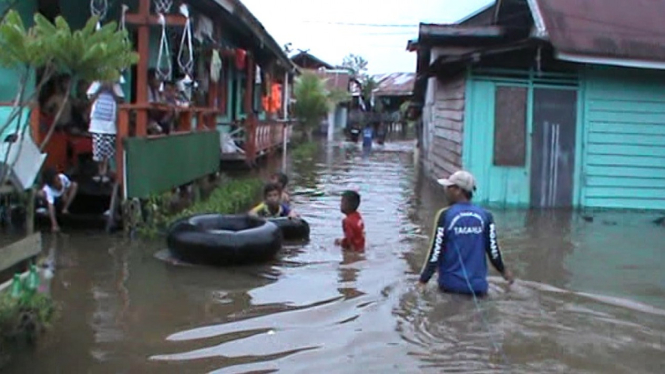 Hindari Terkaman Buaya Saat Banjir, Aparat Gabungan Larang Anak-anak Berenang
